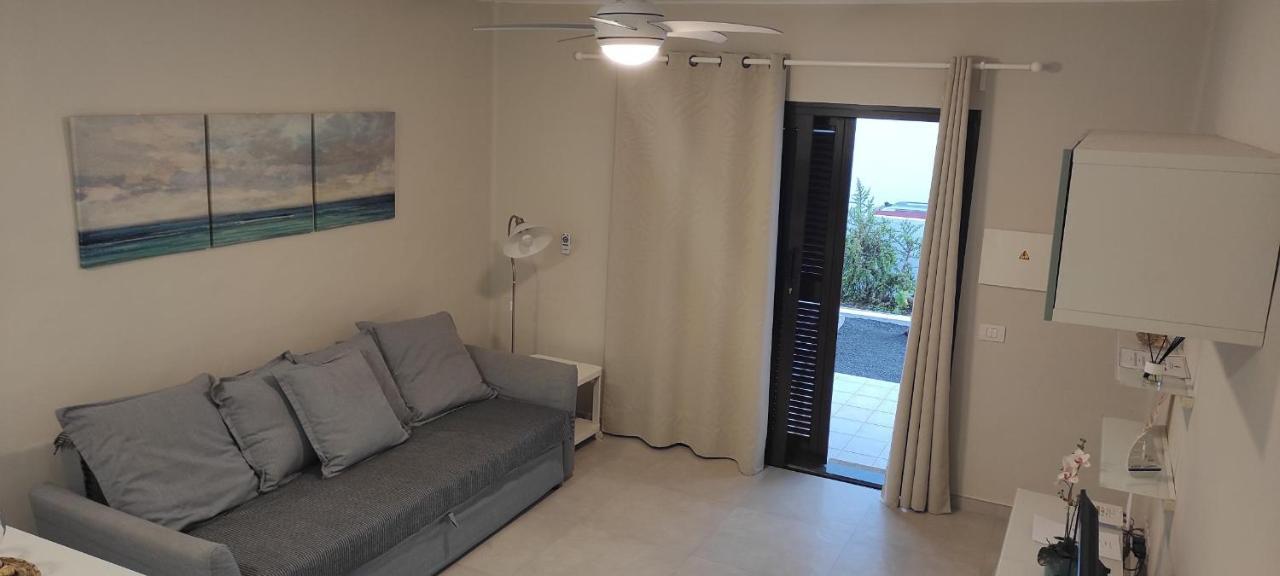 Relax In Puerto Del Carmen Apartment ปูแอร์โตเดลคาร์เมน ภายนอก รูปภาพ