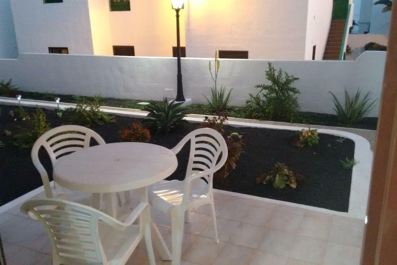 Relax In Puerto Del Carmen Apartment ปูแอร์โตเดลคาร์เมน ภายนอก รูปภาพ